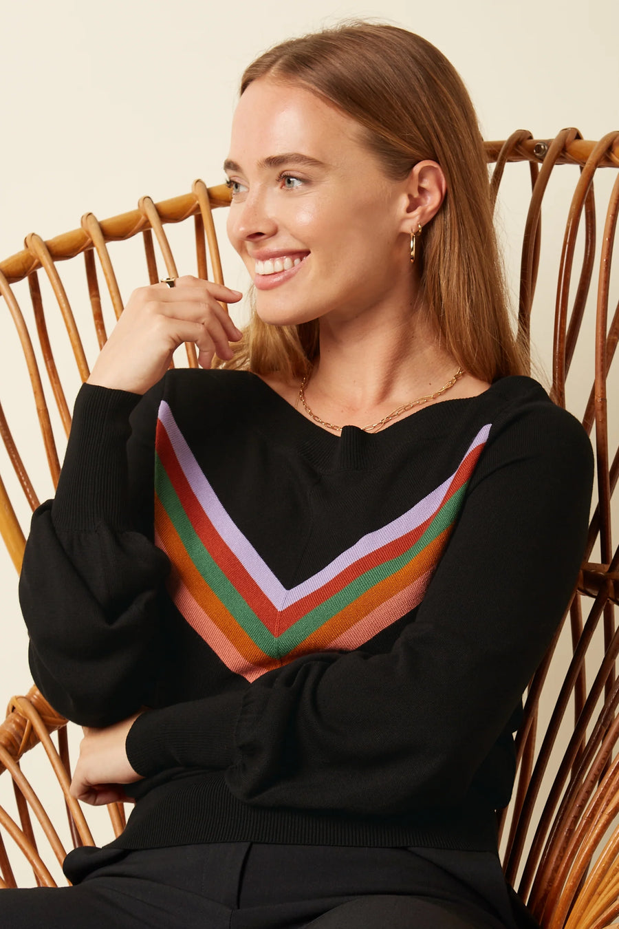 King Louie Audrey Bell Top Azzy Pullover black