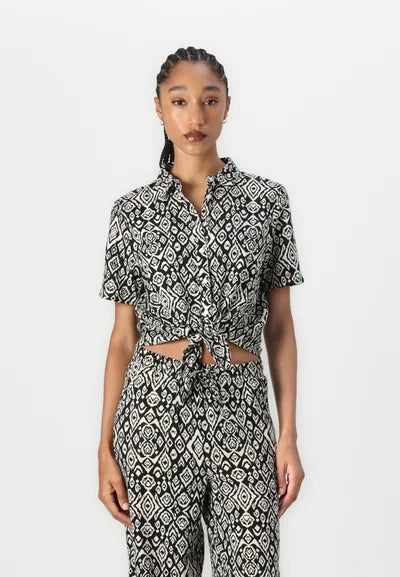 ICHI Ihlinno Shirtbluse black diamond ikat
