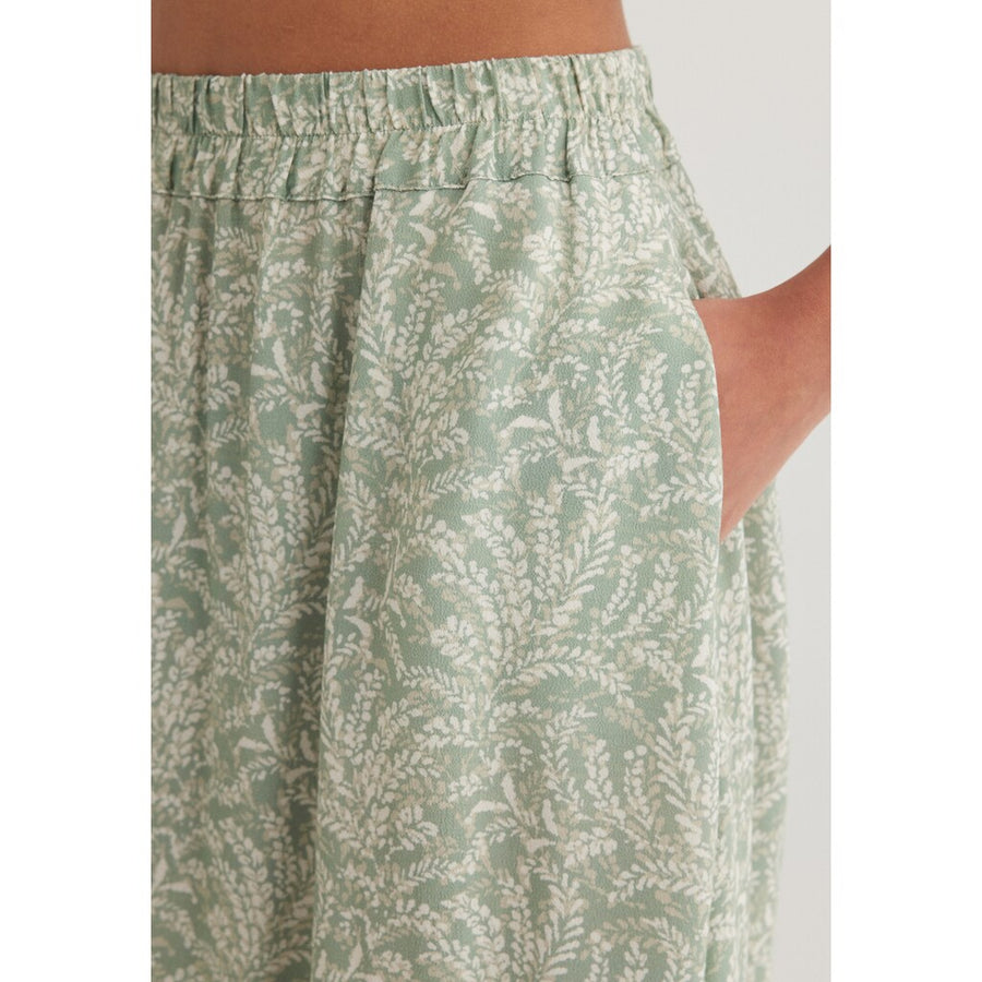 Mavi Midirock sage green floral