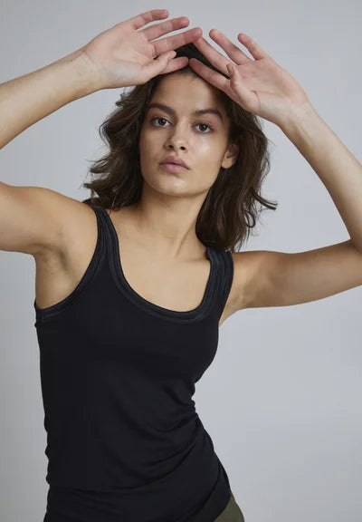 ICHI Ihzola Plain Top black