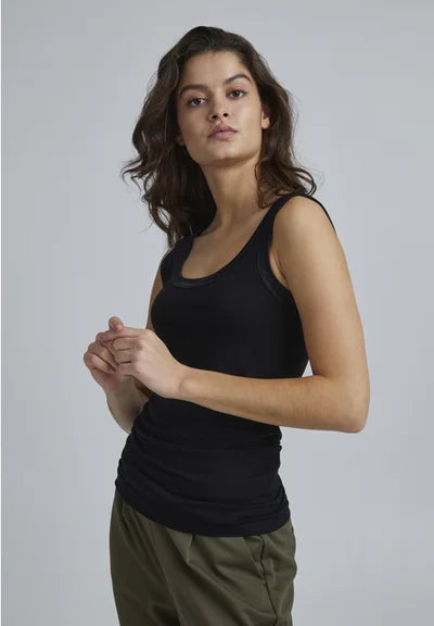 ICHI Ihzola Plain Top black