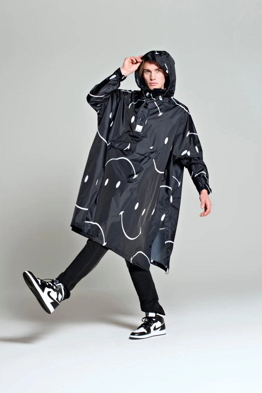 Rainkiss Regenponcho Classic Smile X Smiley, schwarz