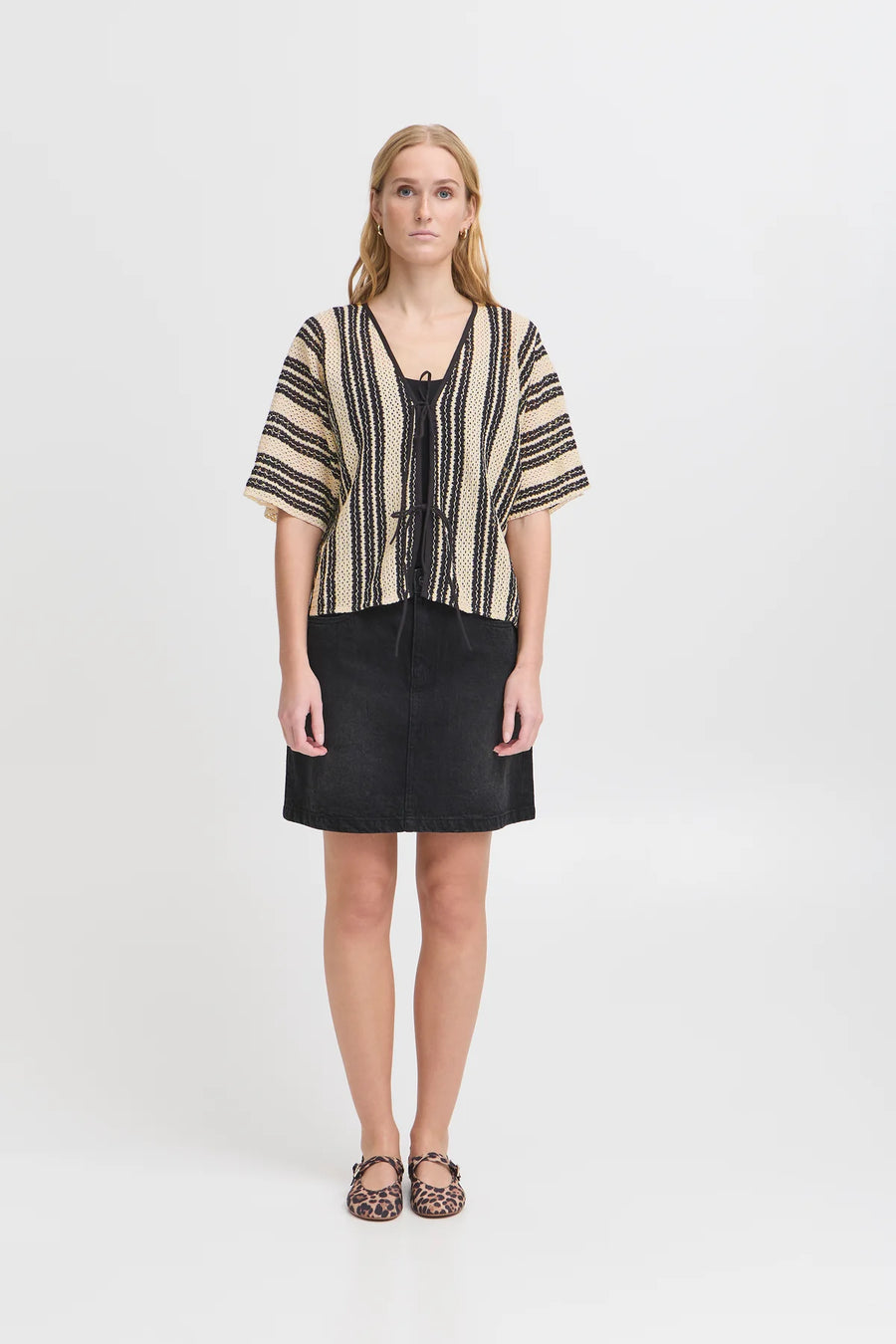 Ichi Iawinnia Kimono Häkelweste beige schwarz