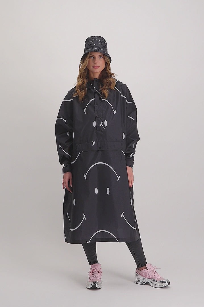 Rainkiss Regenponcho Classic Smile X Smiley, schwarz