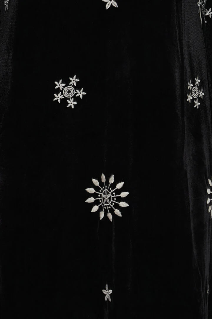 ICHI Ihoaklyn Samtkleid schwarz mit Stickereien